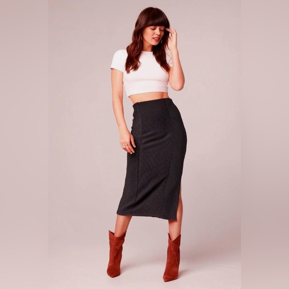 Band of Free Elegant Black Pinstripe Skirt Rib Knit Stretch on - New